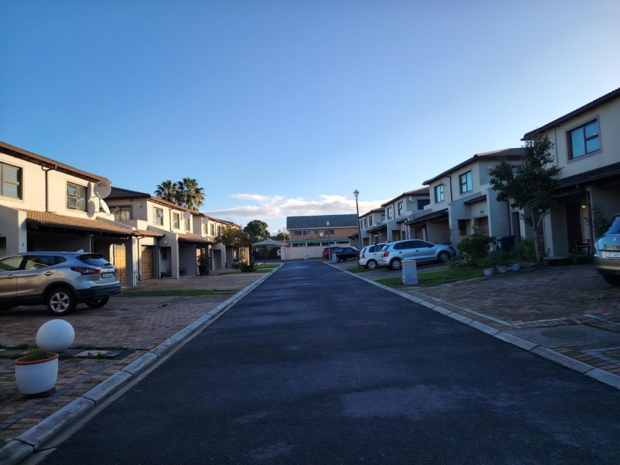To Let 3 Bedroom Property for Rent in Vredenberg Western Cape